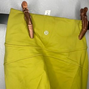 Lululemon cropped pants